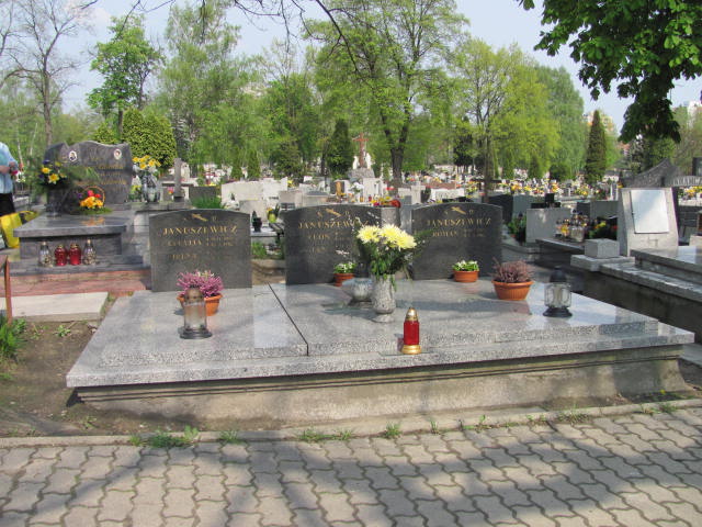 Grób Janina Januszewicz